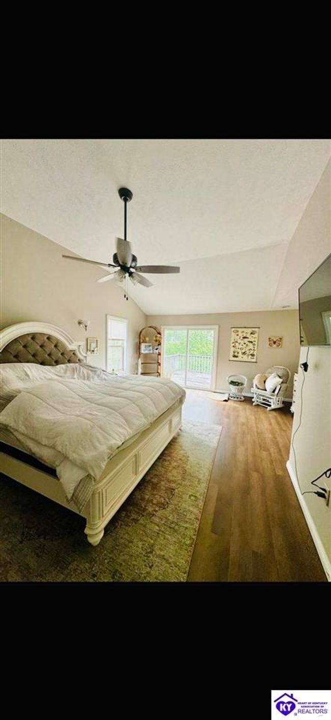 5906 Hudgins Hwy, House other with 6 bedrooms, 2 bathrooms and null parking in Summersville KY | Image 18