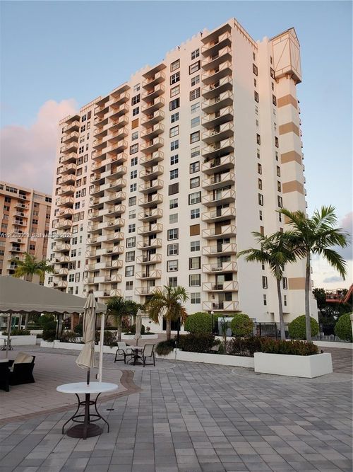 12l-1865 S Ocean Dr, Hallandale Beach, FL, 33009-7608 | Card Image