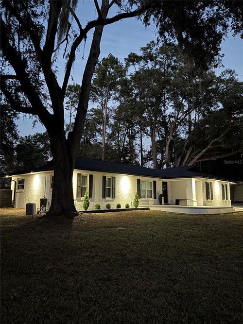 6133 Se 123rd Ln, Belleview, FL, 34420-5266 | Card Image