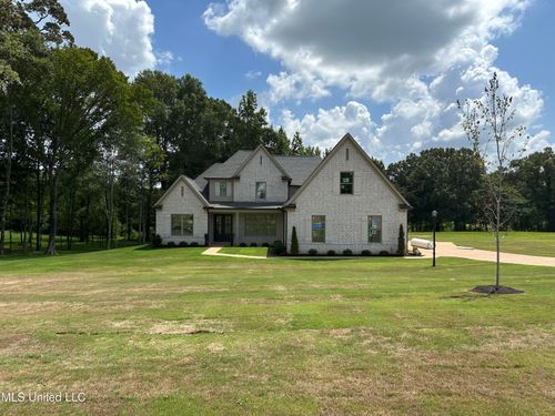 115 Cedar Crest Cv, Byhalia, MS, 38611-1119 | Card Image