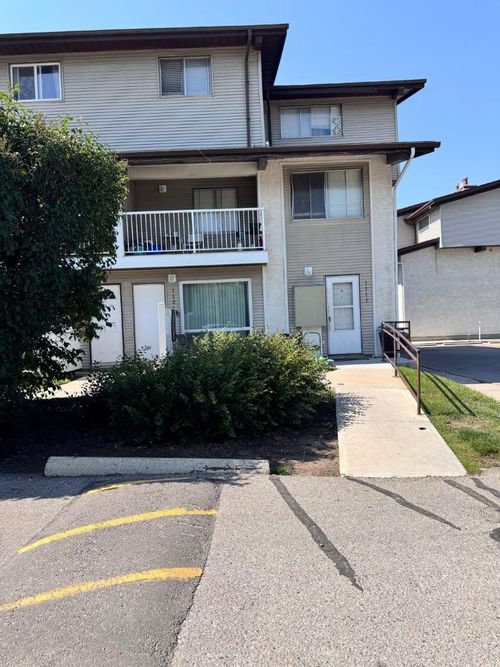 1111-200 Brookpark Dr Sw, Calgary, AB, T2W3E5 | Card Image