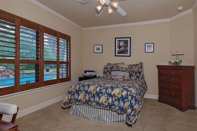 Private, main floor guest suite with en-suite bathroom and amazing backyard views | Image 22