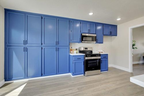 1924 Pebble Beach Drive, Yuba City, CA, 95993 | Card Image