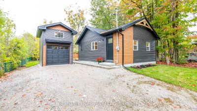 6 Blackman Blvd, House other with 2 bedrooms, 1 bathrooms and 6 parking in Oro Medonte ON | Image 1