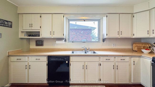 313 Huron Rd, House other with 3 bedrooms, 2 bathrooms and 4 parking in Goderich ON | Image 18