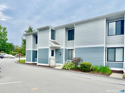 64-64 Olcott Way, Ridgefield, CT, 06877-3937 | Card Image
