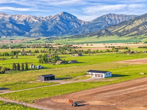 6111 Springhill Rd, Belgrade, MT, 59714-8722 | Card Image
