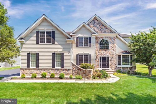 915 Mather Dr, BEAR, DE, 19701-4943 | Card Image