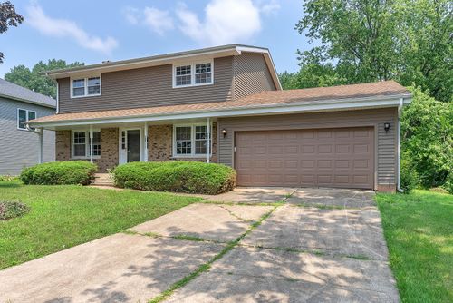 8455 Morse Pl, Crown Point, IN, 46307-8140 | Card Image
