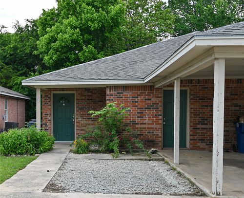 b-502 N Sewell Dr, Decatur, TX, 76234-1075 | Card Image