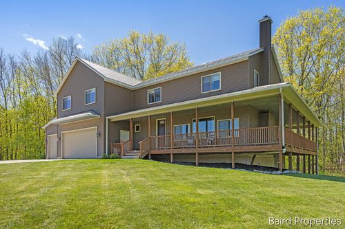197 Leonard Street Nw, Tallmadge Charter Township, MI, 49534 | Card Image
