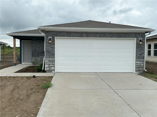 37755 W 207th Ter, Edgerton, KS, 66021-6507 | Card Image