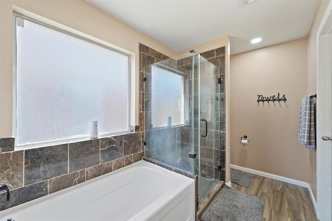 2439 Pinpoint Dr, House other with 3 bedrooms, 3 bathrooms and 2 parking in Spring TX | Image 16