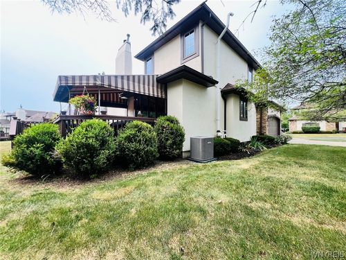 10 Pinegrove Ct, Hamburg, NY, 14075 | Card Image