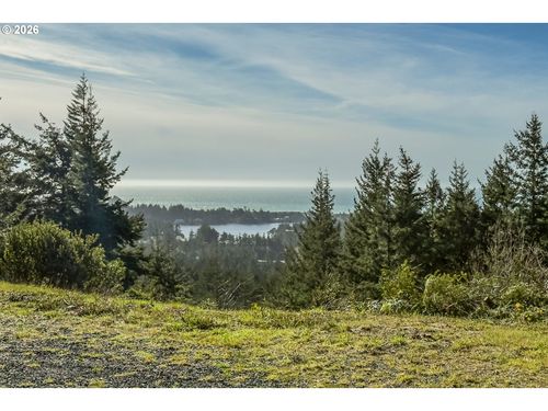 42365 Hensley Hill Rd, Port Orford, OR, 97465-8545 | Card Image