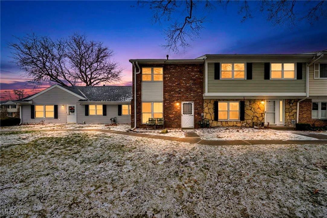 2095 Beechtree Dr, Pending in Uniontown - eXp Realty