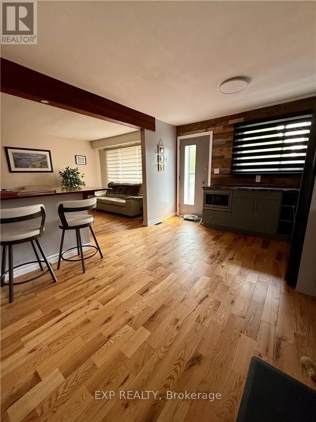 3135 Louis St, House other with 4 bedrooms, 2 bathrooms and 4 parking in Val Caron ON | Image 6