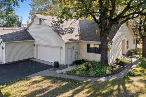 53-2558 Moundsview Drive, Mounds View, MN, 55112 | Card Image