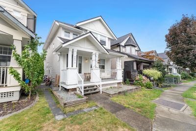 6671 184a St, House other with 5 bedrooms, 3 bathrooms and 3 parking in Surrey BC | Image 2