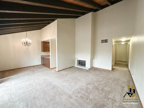 5-2200 Woodside Ln, Sacramento, CA, 95825 | Card Image