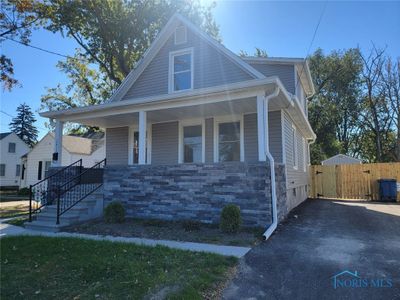 2412 Seaman Street, House other with 2 bedrooms, 1 bathrooms and null parking in Toledo OH | Image 1