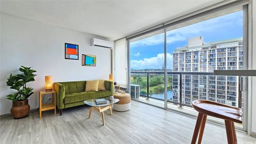 2205-444 Nahua St, Honolulu, HI, 96815-2979 | Card Image