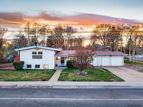 606 S 22nd St, Laramie, WY, 82070-4330 | Card Image