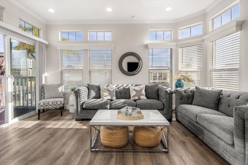 spc-45-349 Ash Ave, Carpinteria, CA, 93013-2233 | Card Image