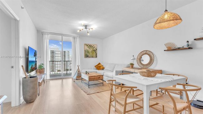 APT-1307 - 1250 Miami Ave, Condo with 1 bedrooms, 2 bathrooms and null parking in Miami FL | Image 5