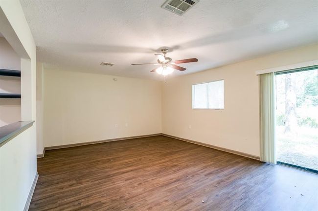 24615 Wilderness Rd, House other with 3 bedrooms, 2 bathrooms and 2 parking in Spring TX | Image 11