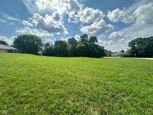 68 Ridgeland Rd, Greencastle, IN, 46135-7680 | Card Image