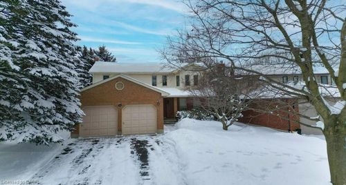 594 Hunters Pl, Waterloo, ON, N2K3L3 | Card Image
