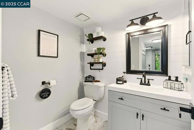 Half Bathroom | Image 16
