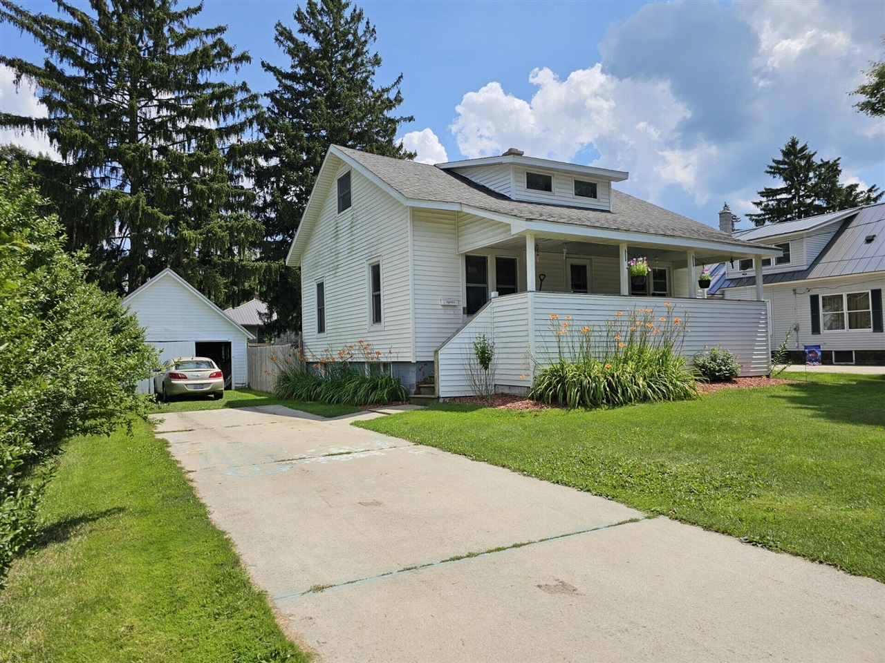 Stewart Ave, Fremont, MI 49412