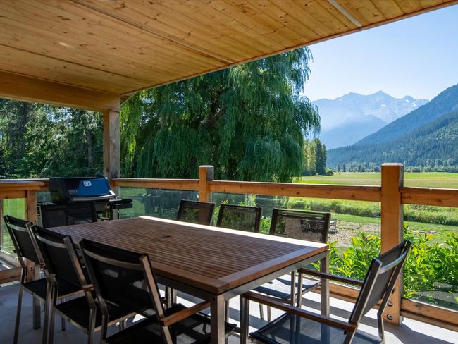 7702 Guthrie Road, House other with 5 bedrooms, 2 bathrooms and 1 parking in Pemberton BC | Image 19