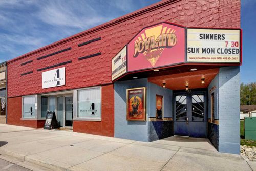 114-116 Second Avenue, Strathmore, AB, T1P1K3 | Card Image