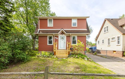31437 Fairchild St, Westland, MI, 48186-4907 | Card Image