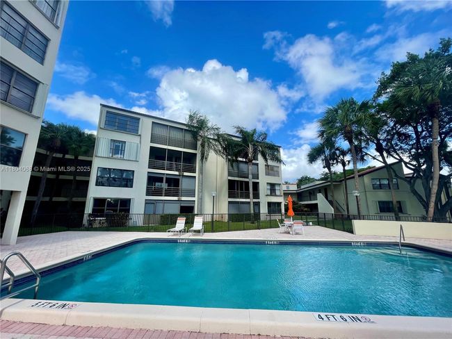 APT-410 - 2312 S Cypress Bend Dr, Condo with 2 bedrooms, 2 bathrooms and null parking in Pompano Beach FL | Image 25