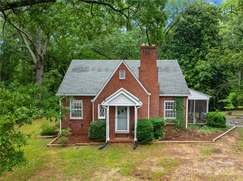 390 Park Rd, Albemarle, NC, 28001-2933 | Card Image