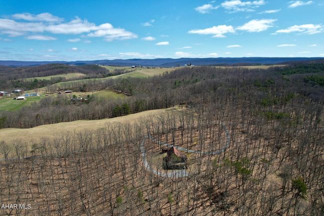647 Meadow Rd, House other with 4 bedrooms, 3 bathrooms and null parking in Manns Choice PA | Image 47