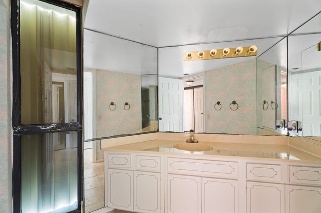 APT-4164 - 2400 S Ocean Dr, Condo with 2 bedrooms, 2 bathrooms and null parking in Fort Pierce FL | Image 28