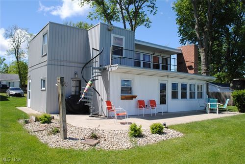 7467 E Harbor Rd, Lakeside Marblehead, OH, 43440-9745 | Card Image