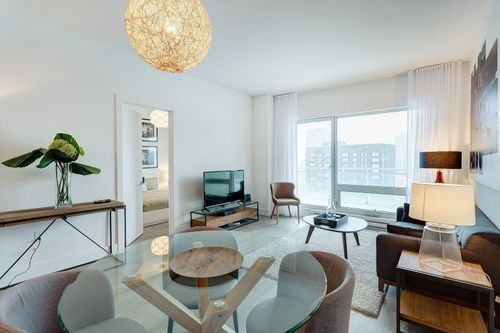 2402-405 Rue De La Concorde, Montréal, QC, H3A0H1 | Card Image