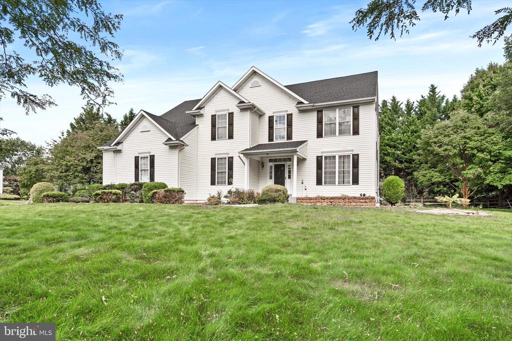 Compton Dr, East Windsor, NJ 08520