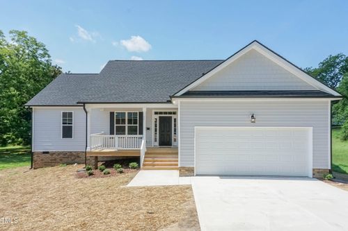 705 E Battle Ave, Tarboro, NC, 27886-2601 | Card Image