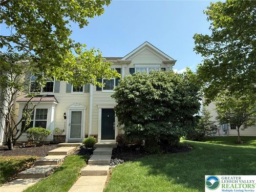 1499 Artisan Ct, BREINIGSVILLE, PA, 18031-1585 | Card Image