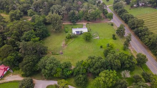 215 Center St, Center, TX, 75935-3701 | Card Image