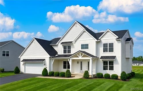 5631 Dorothy Cir, Clarence Ctr, NY, 14032-9009 | Card Image