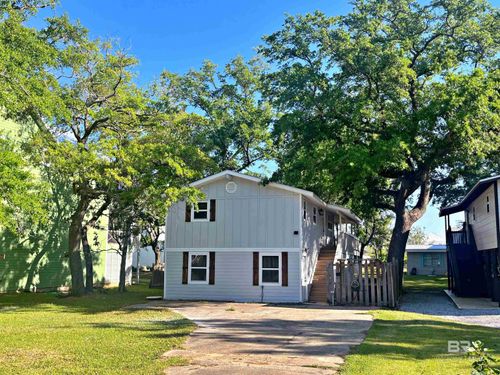 27235 Magnolia Dr, Orange Beach, AL, 36561-3991 | Card Image