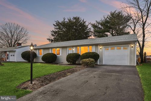 11936 Comanche Dr, SMITHSBURG, MD, 21783-2029 | Card Image